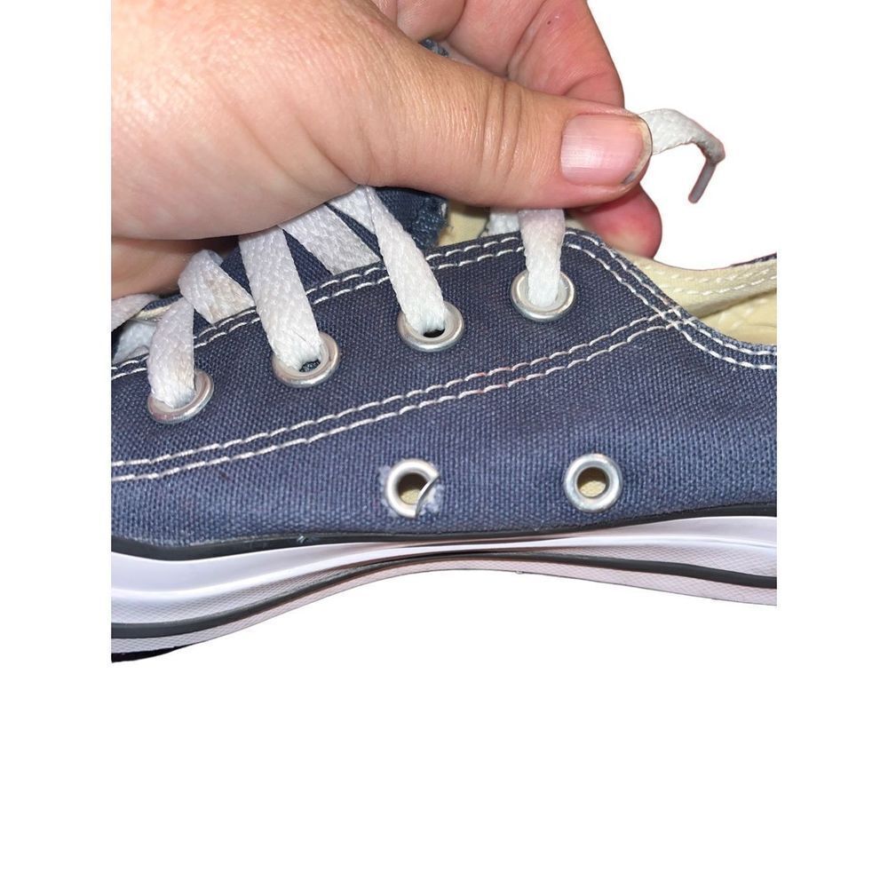 New Amsterdam Converse Navy Low Top Sneaker *Hard to Find* Sz 3.5 Men/ 5.5 Wom - Picture 6 of 7